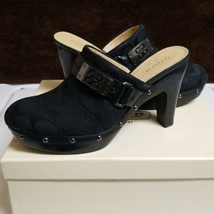Coach IVY SiG C Black Clogs